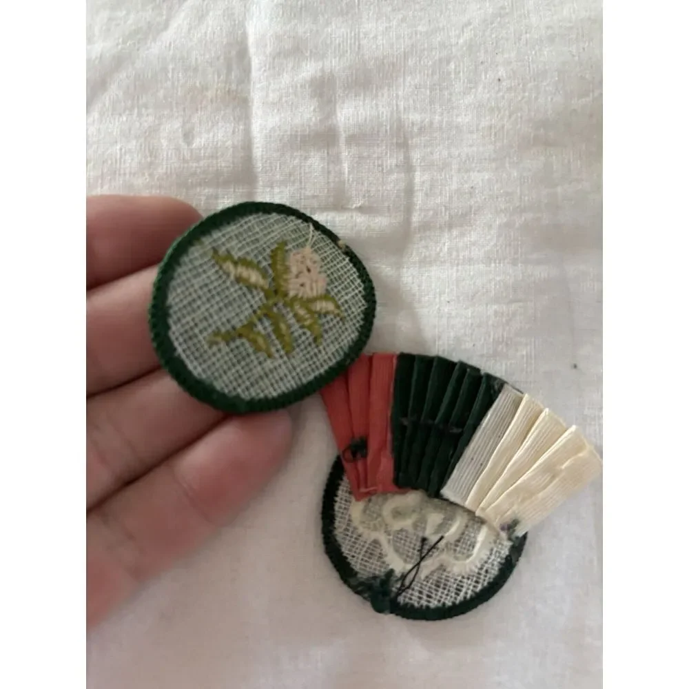 Lot Of Two Girl Scout Patches Perfect‎ Condition